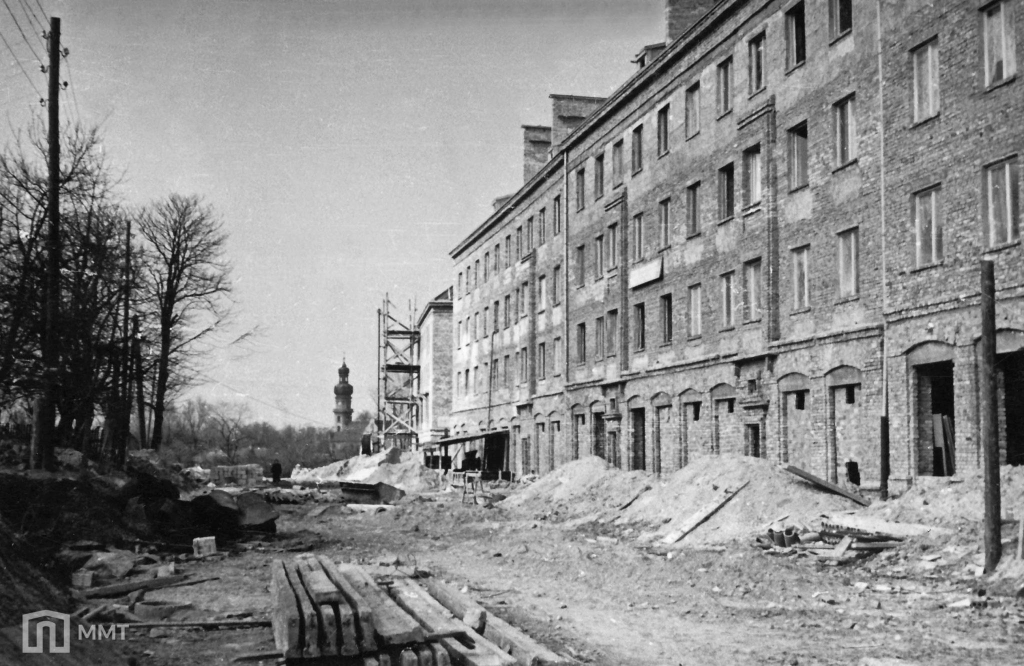 Budynek mieszkalny na os. B - 1954 r. Tychy