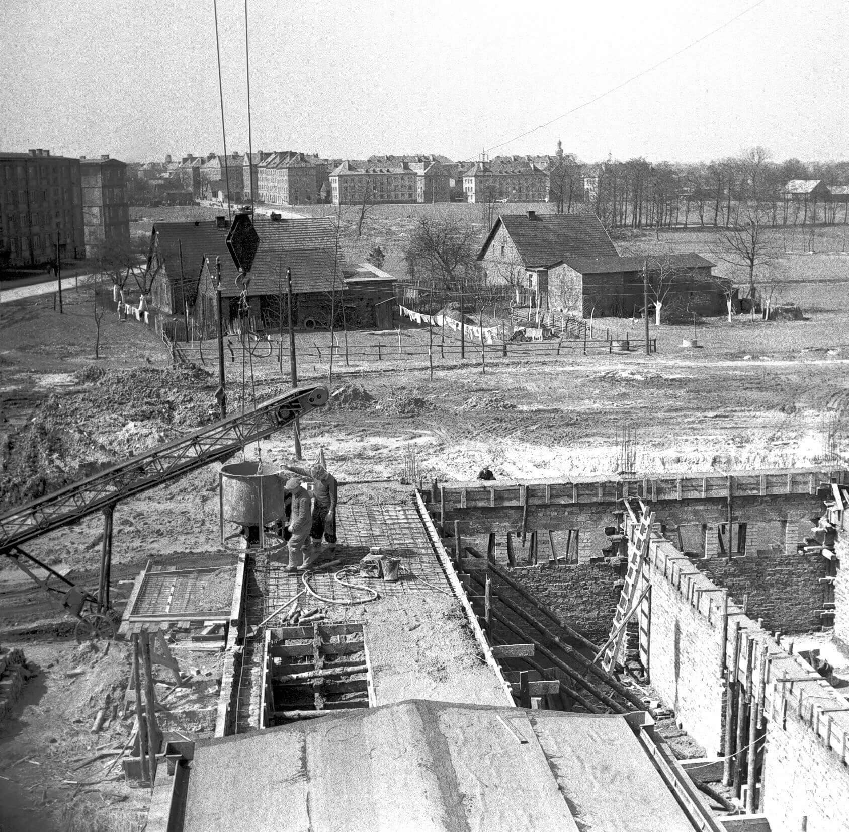 Technikum Budowlanego na osiedlu E - ok. 1960 r. Tychy