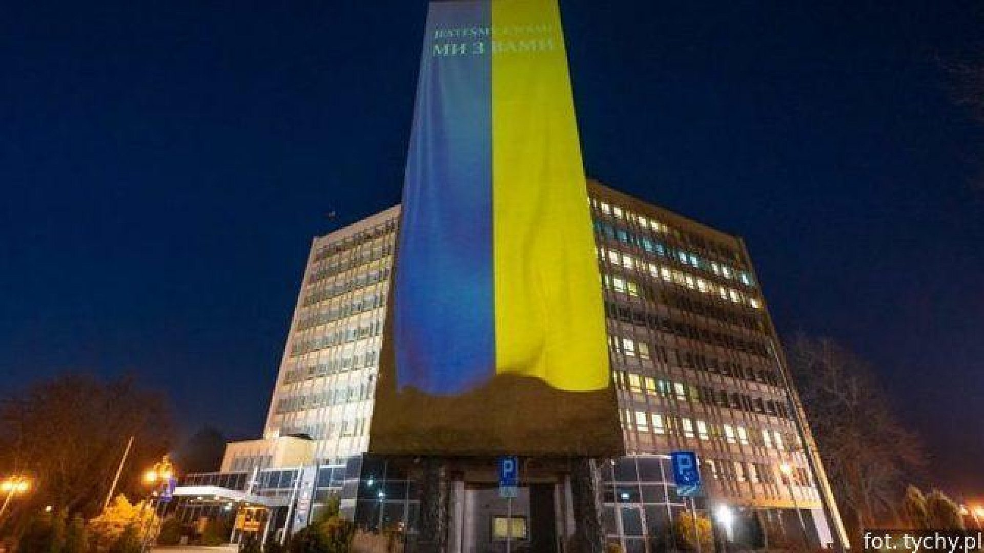 Urząd Miasta Tychy flaga Ukrainy Urząd Miasta Tychy flaga Ukrainy