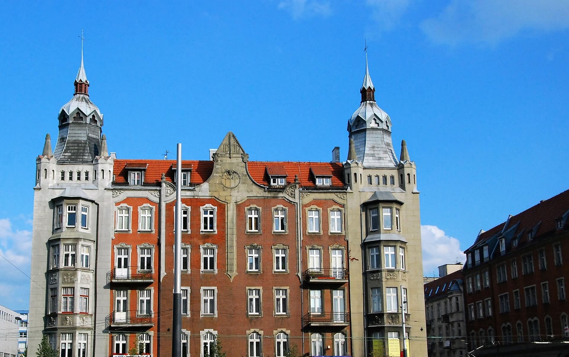 Kamienica przy Piastowskiej 1 w Katowicach Kamienica przy Piastowskiej 1 w Katowicach