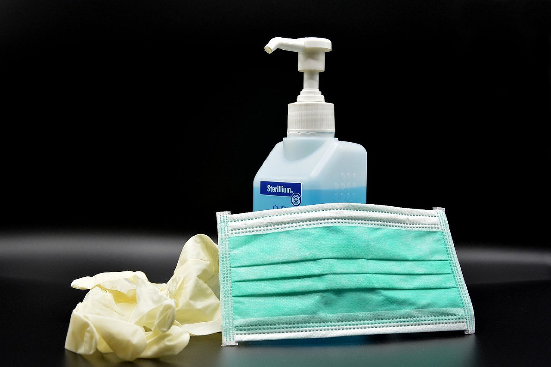 Hand disinfection 4954840 1280 Hand disinfection 4954840 1280