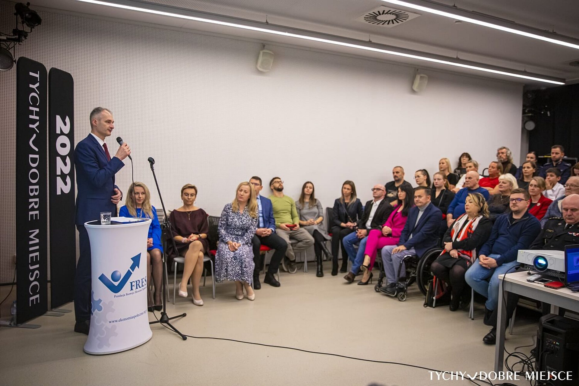 Spolecznik Spolecznik