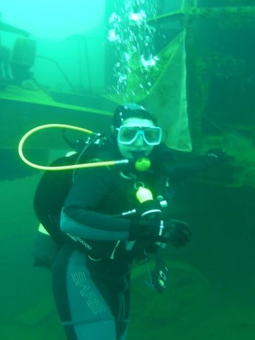 Nurkowanie w zalanym kamieniołomie i kurs nurkowania Nurkowanie w zalanym kamieniołomie i kurs nurkowania