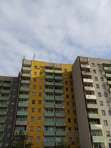 Blok mieszkalny przy ul. Konf. Barskich Blok mieszkalny przy ul. Konf. Barskich