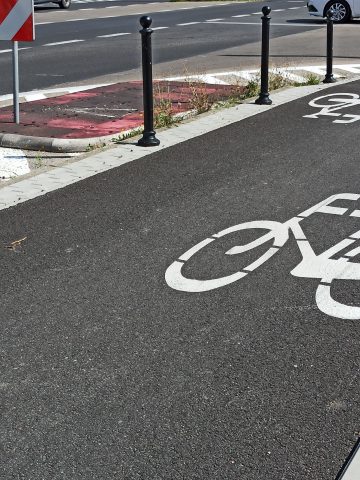 9-latek potrącony przez rowerzystkę. Policja szuka świadków 9-latek potrącony przez rowerzystkę. Policja szuka świadków