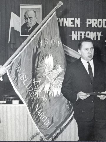 Uroczystość 1 Maja w Wojewódzkim Przedsiębiorstwie Budownictwa Miejskiego Uroczystość 1 Maja w Wojewódzkim Przedsiębiorstwie Budownictwa Miejskiego