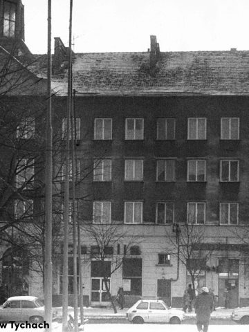 „Dom pod wieżyczkami” ok. 1975 „Dom pod wieżyczkami” ok. 1975