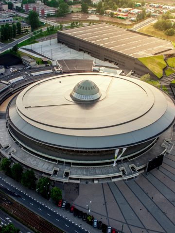 Mi Tędzynarodowe Centrum Kongresowe 61 Mi Tędzynarodowe Centrum Kongresowe 61