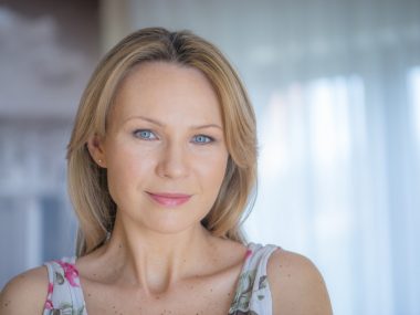 Anna Guzik uai 2064x1377 Anna Guzik uai 2064x1377