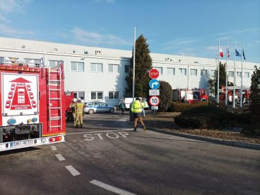 Wybuch na terenie zakładu transformatorów Schneider Electric Wybuch na terenie zakładu transformatorów Schneider Electric