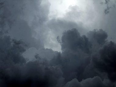 Niż Dudley nadciąga nad Śląsk! Chmury
