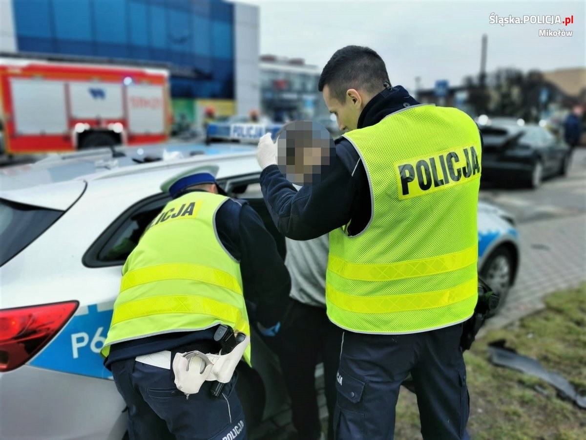 Policja estończycy orzesze