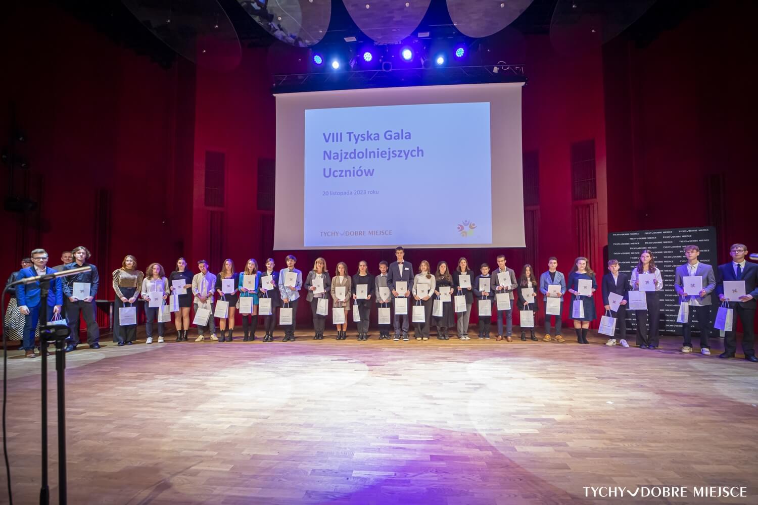 Nagrody dla wybitnych tyskich uczniów 2022/2023 2