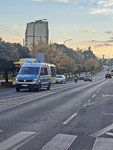 5830 1728934145 5830 1728934145