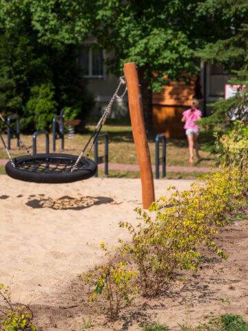 Nowy plac zabaw na osiedlu C w Tychach Nowy plac zabaw na osiedlu C w Tychach