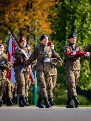 Ślubowanie tyskiej mundurówki w Parku Miejskim Ślubowanie tyskiej mundurówki w Parku Miejskim